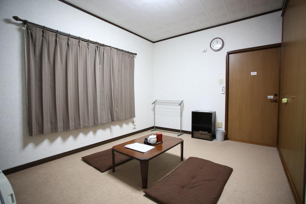 Minshuku Tenhou Hotel Takachiho Esterno foto